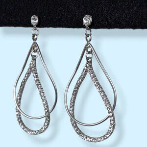 (2/$20) Dangling White Rhinestone Tear Cut Out Earrings